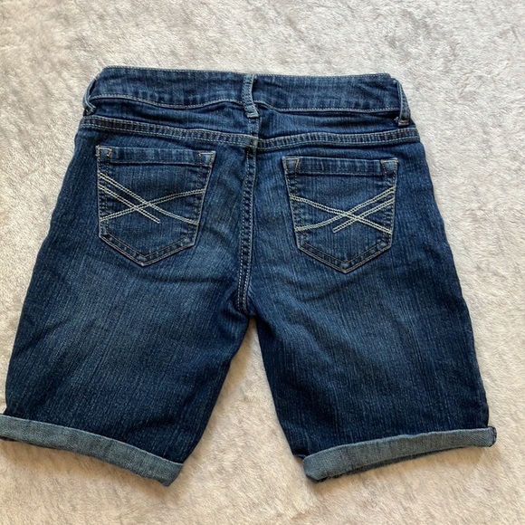Aeropostale Size 0 Women’s Short - Picture 2 of 3